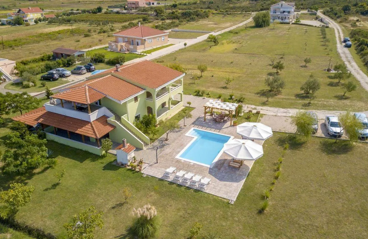 Apartment 3, Own Swimming Pool, Sea View  Ljubac (Zadar)