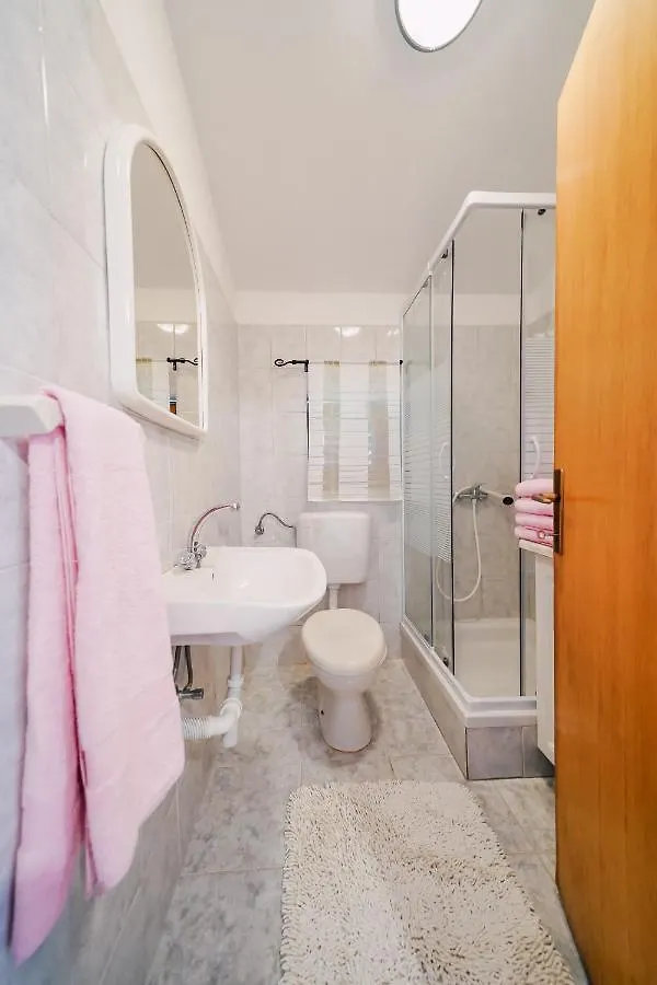 Apartment 3, Own Swimming Pool, Sea View Croatia