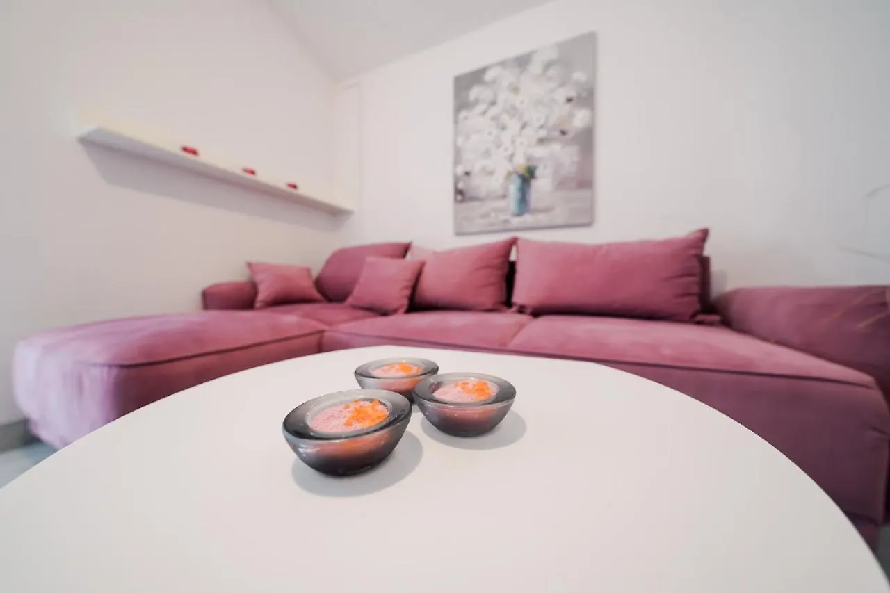 Apartment 3, Own Swimming Pool, Sea View