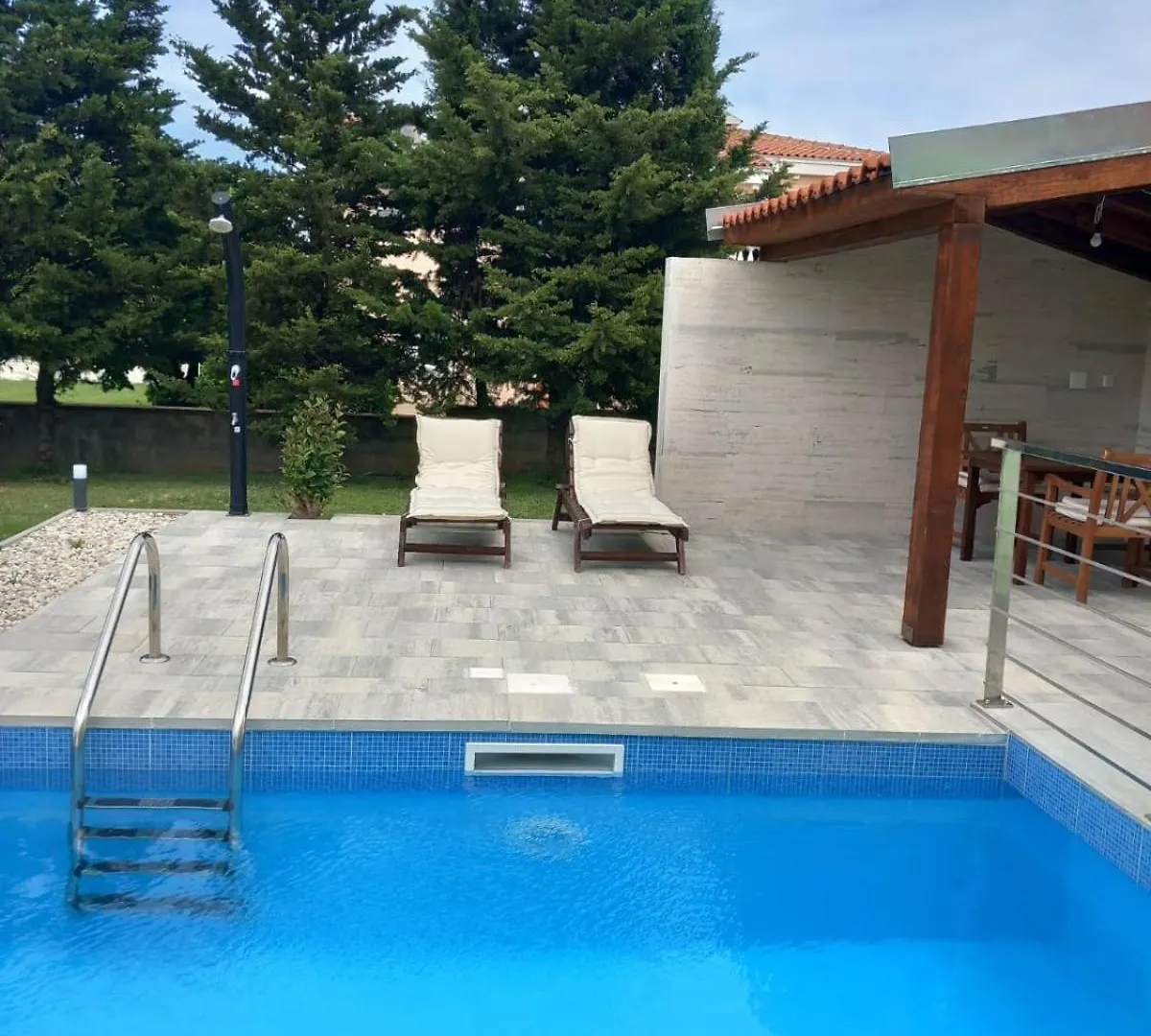 Apartment 3, Own Swimming Pool, Sea View  Ljubac (Zadar)
